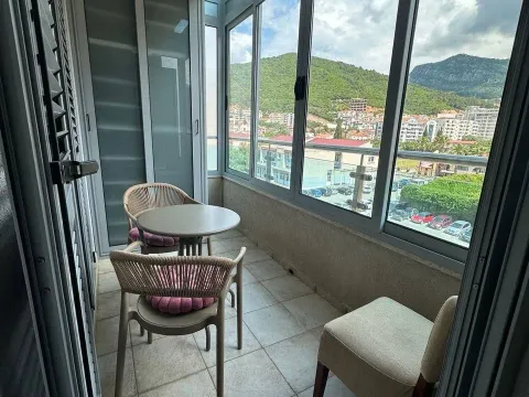 Izdavanje, dvosoban stan, 82m², Centar, Budva - image 6