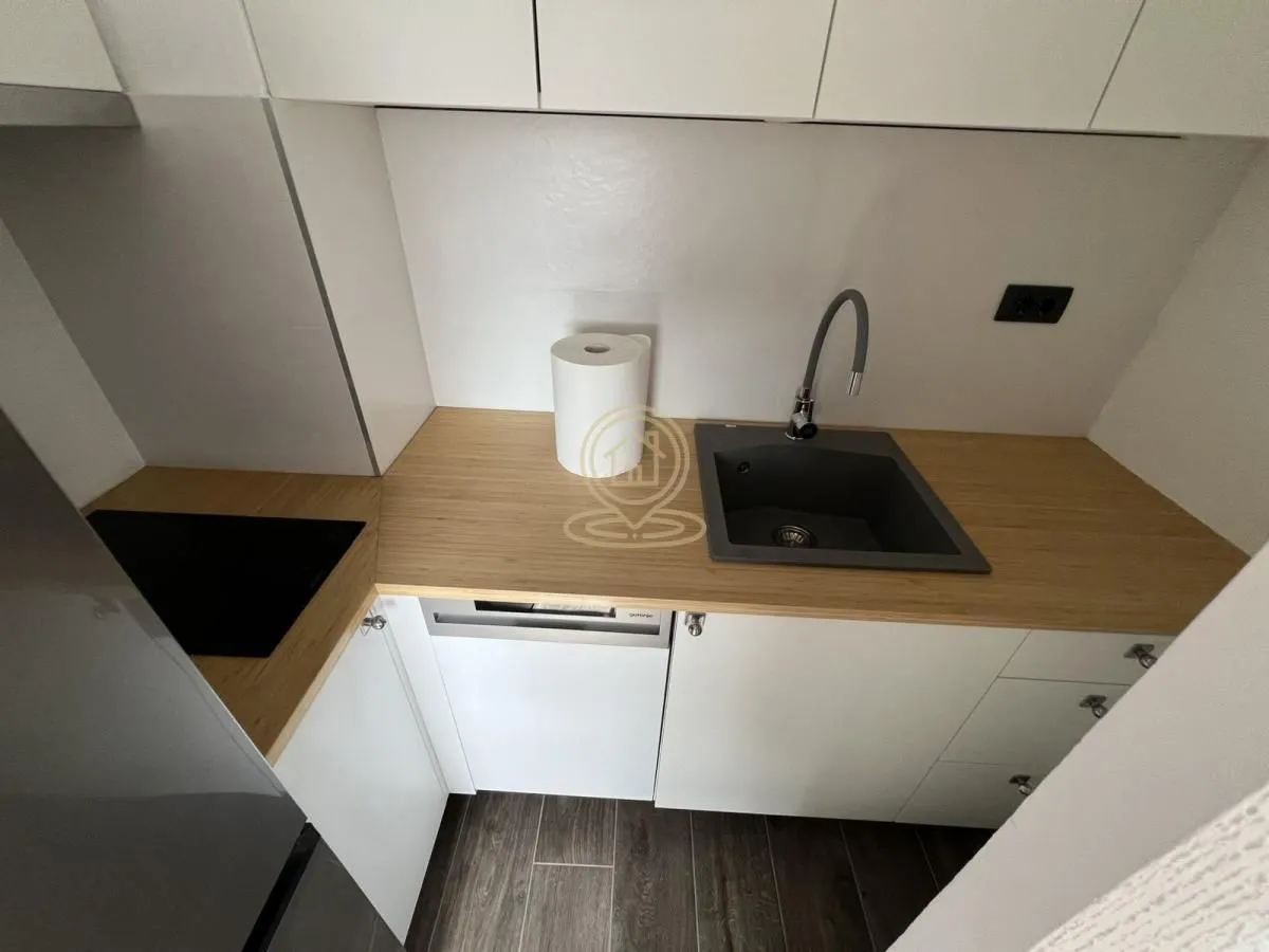 Izdavanje, jednosoban stan, 35m², Centar, Kragujevac