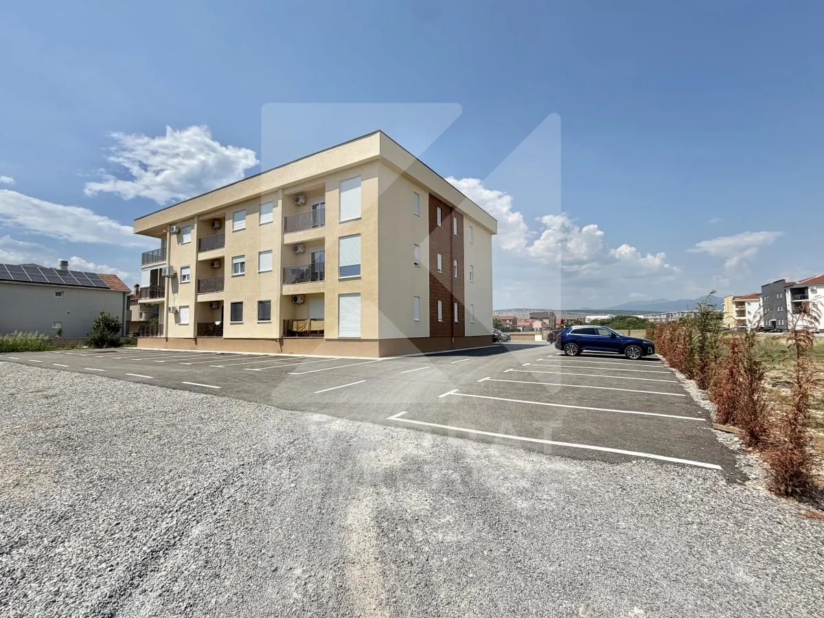 Prodaja, dvosoban stan, 69m², Zabjelo, Podgorica