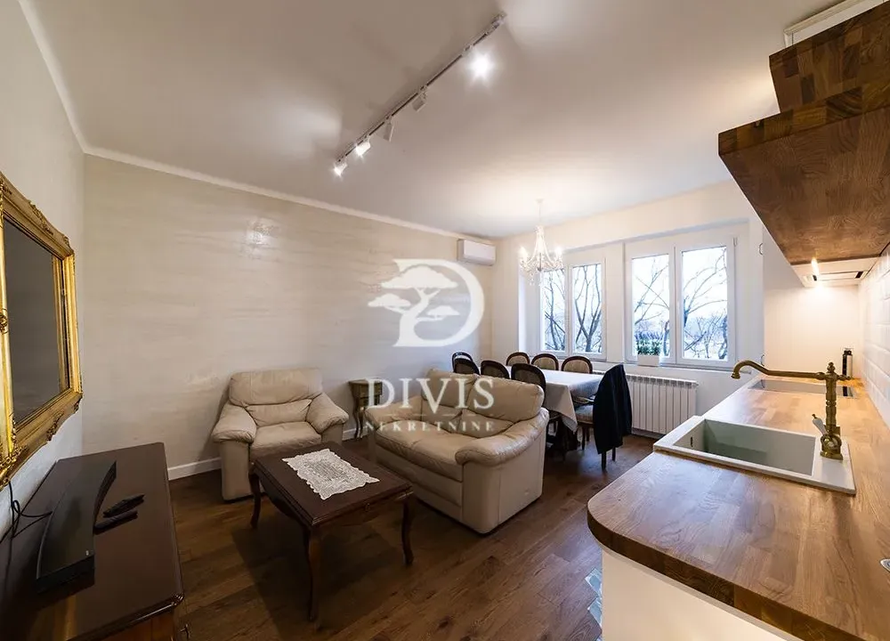 Prodaja, trosoban stan, 78m², Senjak, Beograd