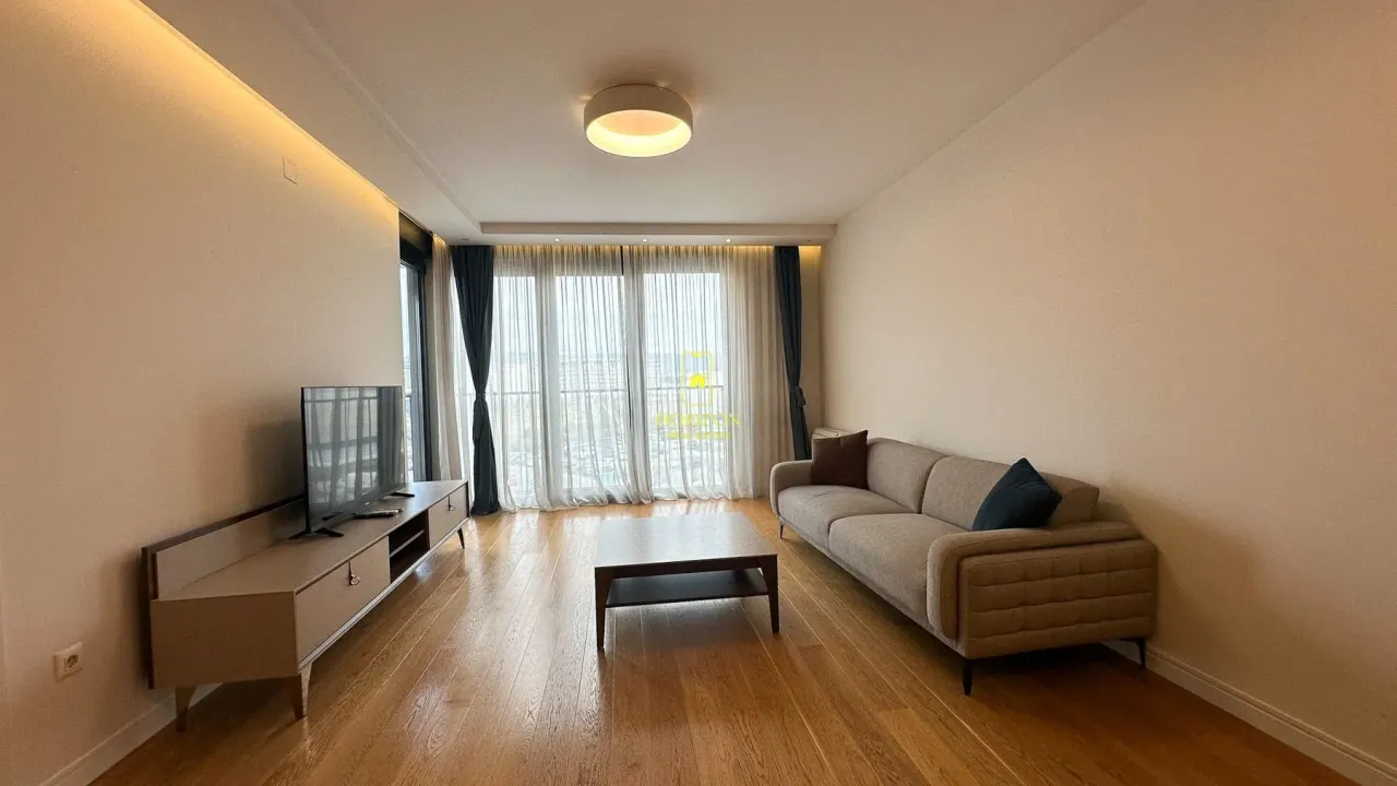 Prodaja, jednosoban stan, 63m², Kod Capital Plaze, Podgorica