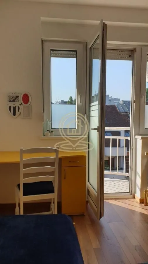 Izdavanje, jednosoban stan, 25m², Grbavica, Novi Sad Sve Podlokacije