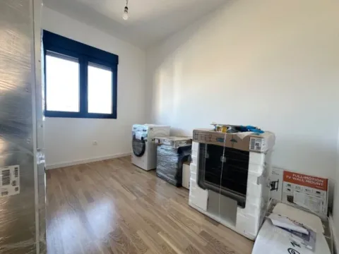 Prodaja, trosoban stan, 90m², Zagorič, Podgorica - image 5