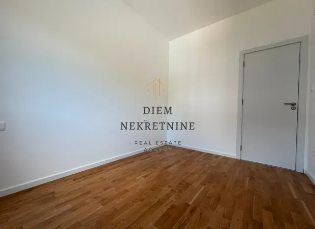 Prodaja, dvosoban stan, 64m², Tološi, Podgorica