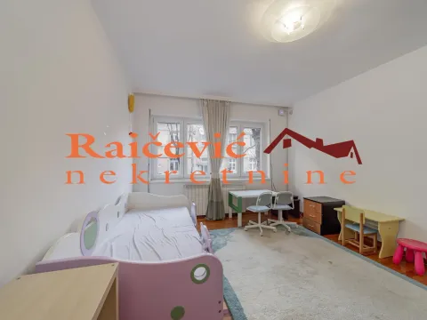 Prodaja, četvorosoban stan, 89m², Stari Grad, Beograd - image 11