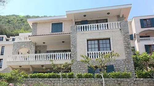 Prodaja, kuća, 235m², Kostanjica, Kotor