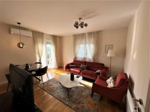 Izdavanje, dvosoban stan, 58m2, Zabjelo, Podgorica Izdavanje, dvosoban stan, 58m2, Zabjelo, Podgorica