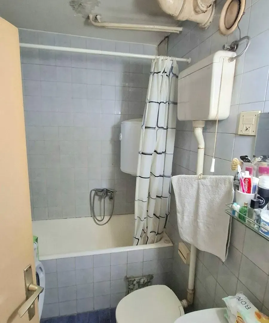 Sale, two bedroom apartment, 58m², Resnik, Beograd
