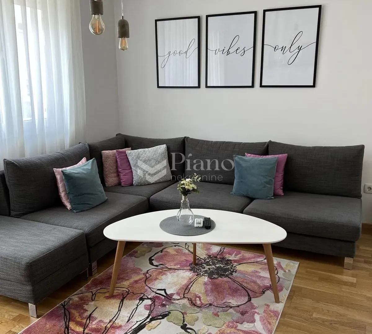 Izdavanje, jednosoban stan, 40m², Blok 9, Podgorica