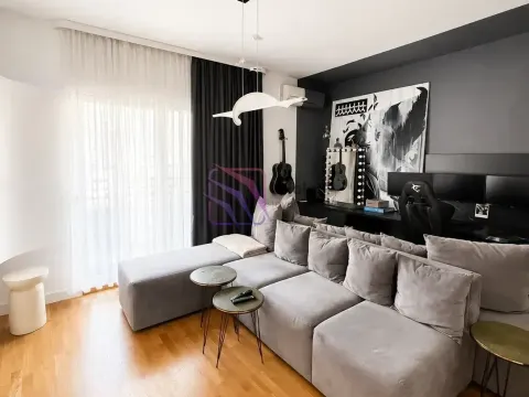 Izdavanje, jednosoban stan, 50m², City Kvart, Podgorica - image 13