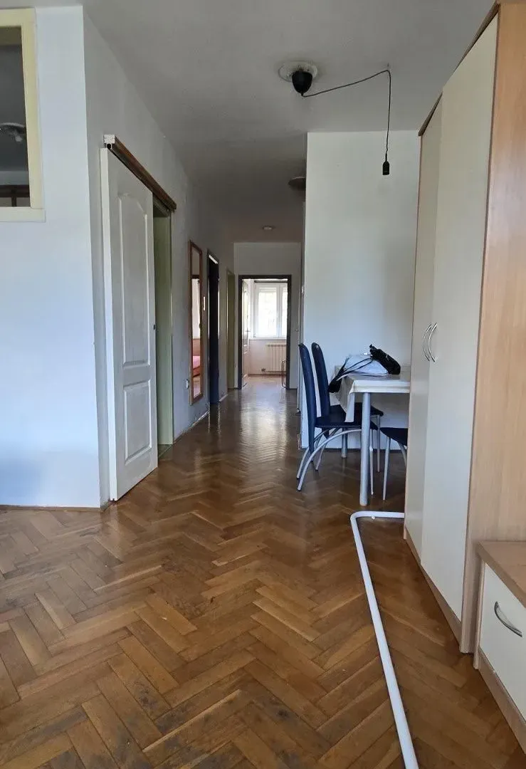 Izdavanje, dvosoban stan, 52m², Grbavica, Novi Sad Sve Podlokacije