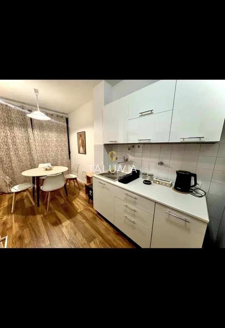 Rent, three bedroom apartment, 95m², Tuški Put, Podgorica