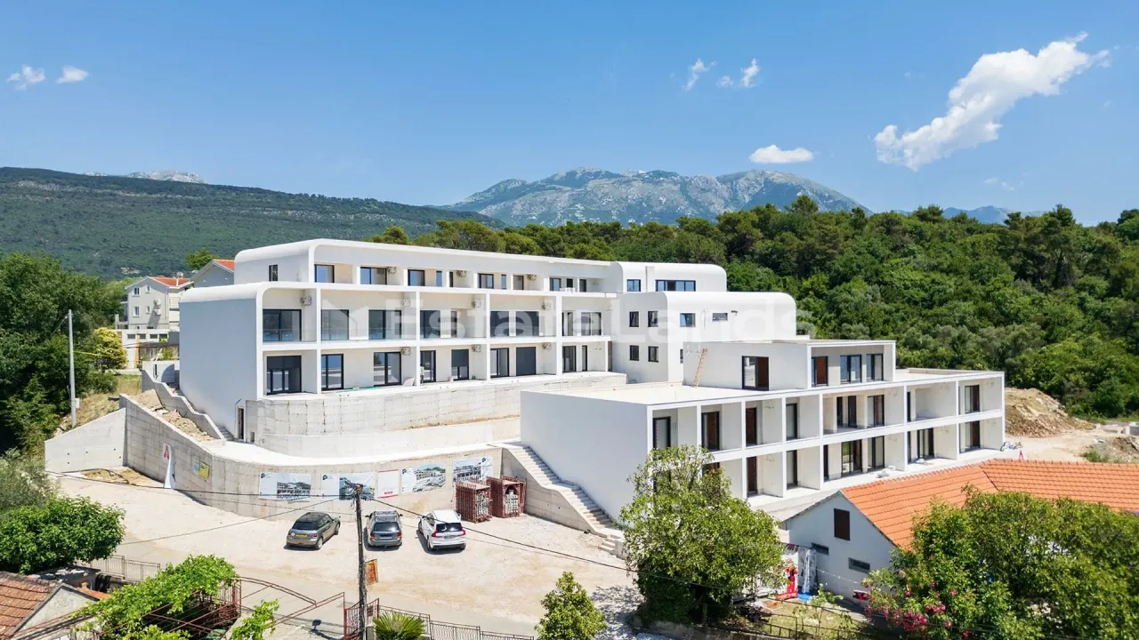 Sale, one bedroom apartment, 56m², Bonići, Tivat