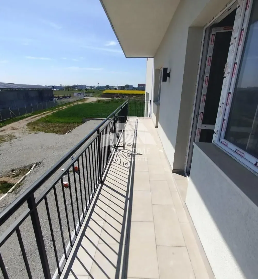 Rent, office space, 2318m², Dobanovci, Surčin