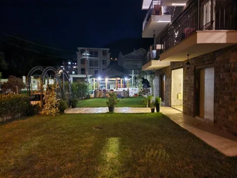 Prodaja, kuća, 480m², Tivat, Crna Gora - image 7
