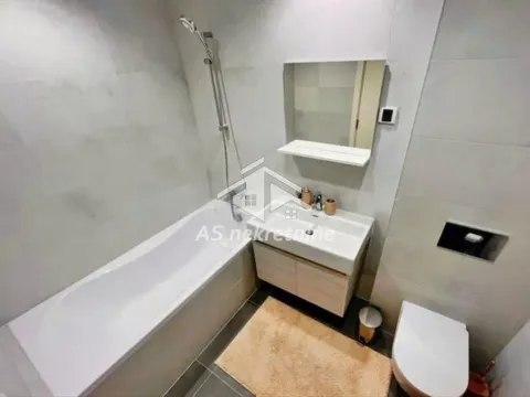 Izdavanje, trosoban stan, 75m², Savski Venac, Beograd - image 12