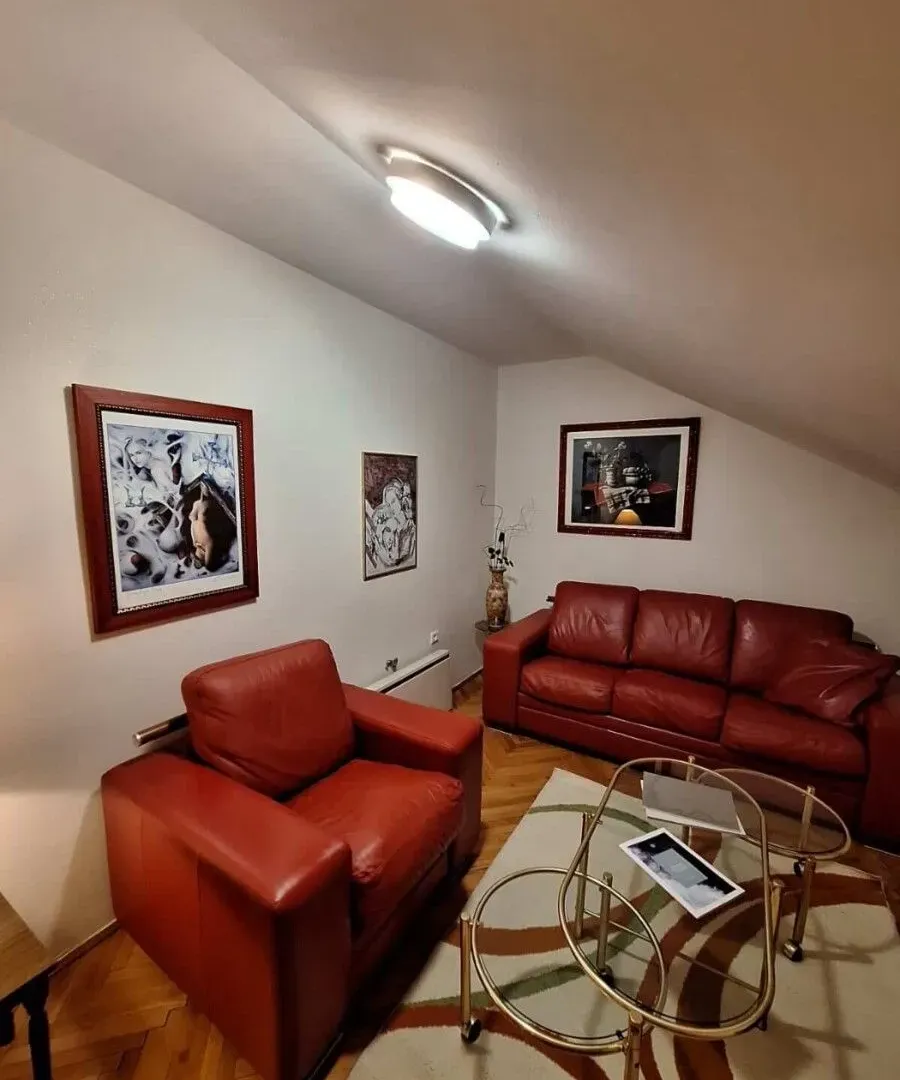 Izdavanje, dvosoban stan, 70m², Donja Gorica, Podgorica