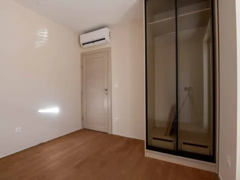 Prodaja, dvosoban stan, 67m², Pržno, Budva - image 11