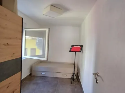 Sale, two bedroom apartment, 64m², Šušanj, Bar - image 9