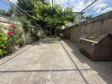 Prodaja, dvosoban stan, 75m², Zagorič, Podgorica - image 2