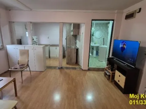 Prodaja, dvosoban stan, 37m², Đeram Pijaca, Beograd - image 4