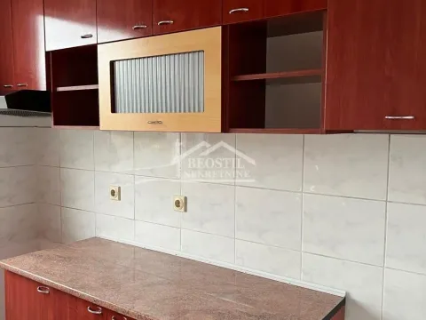 Sale, four bedroom apartment, 120m², Novi Beograd Blok 29, Novi Beograd Sve Podlokacije - image 3