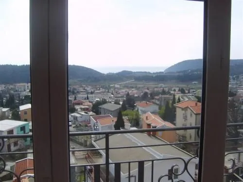 Prodaja, stan, 119m², Sutomore, Bar