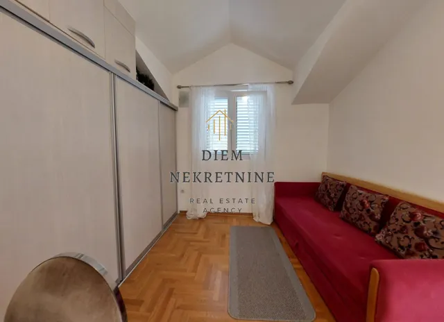 Prodaja, dvosoban stan, 62m², Dobrota, Kotor