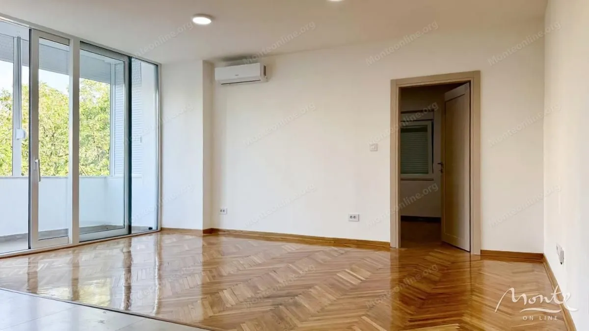Prodaja, jednosoban stan, 58m², Preko Morače, Podgorica