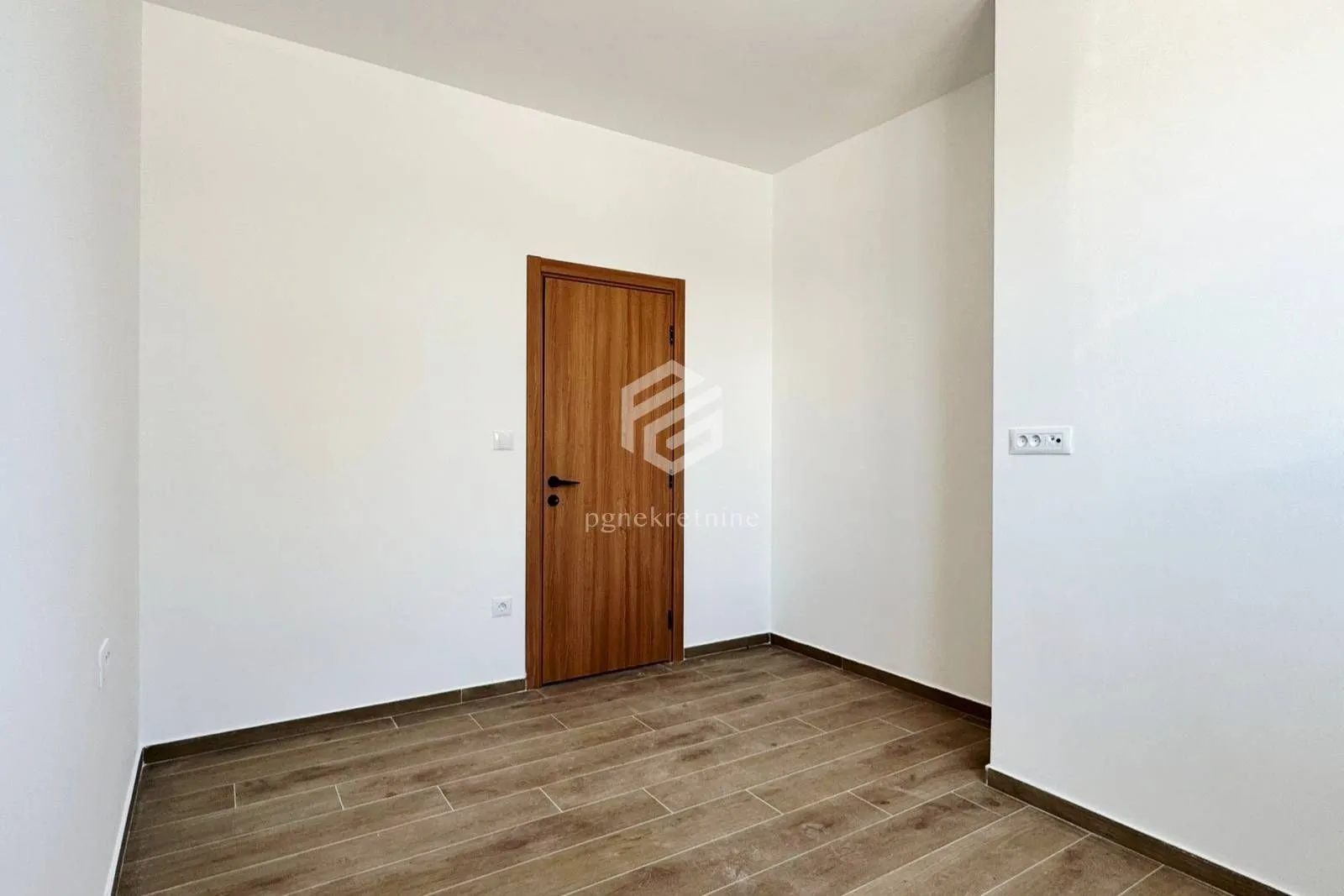 Prodaja, dvosoban stan, 53m², Zabjelo, Podgorica