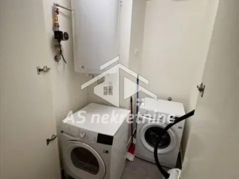 Rent, three bedroom apartment, 77m², Savski Venac, Beograd - image 20