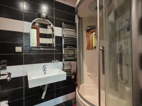 Rent, one bedroom apartment, 53m², Podgorica, Crna Gora - image 11