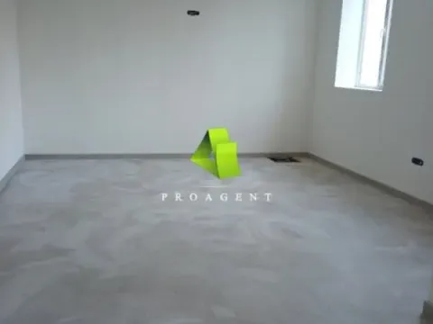 Poslovni prostor in Medijana