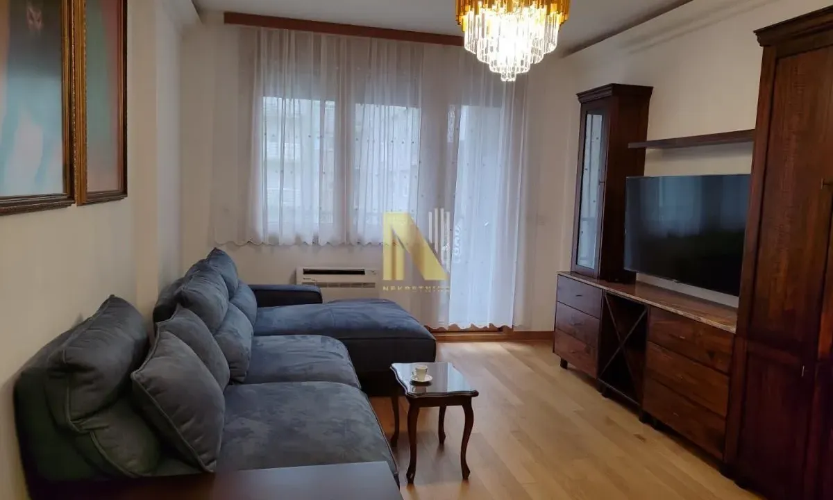 Izdavanje, jednosoban stan, 47m², Grbavica, Novi Sad Sve Podlokacije