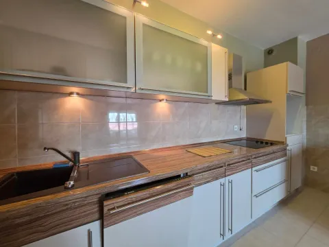 Sale, two bedroom apartment, 65m², Podgorica, Crna Gora - image 4