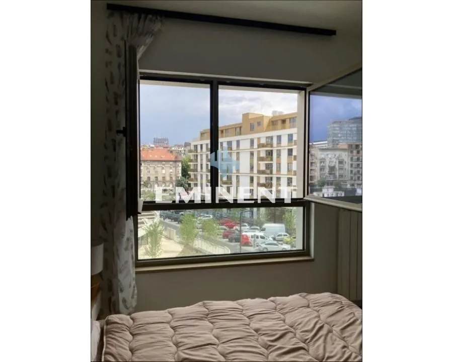 Izdavanje, trosoban stan, 75m², Savski Venac, Beograd