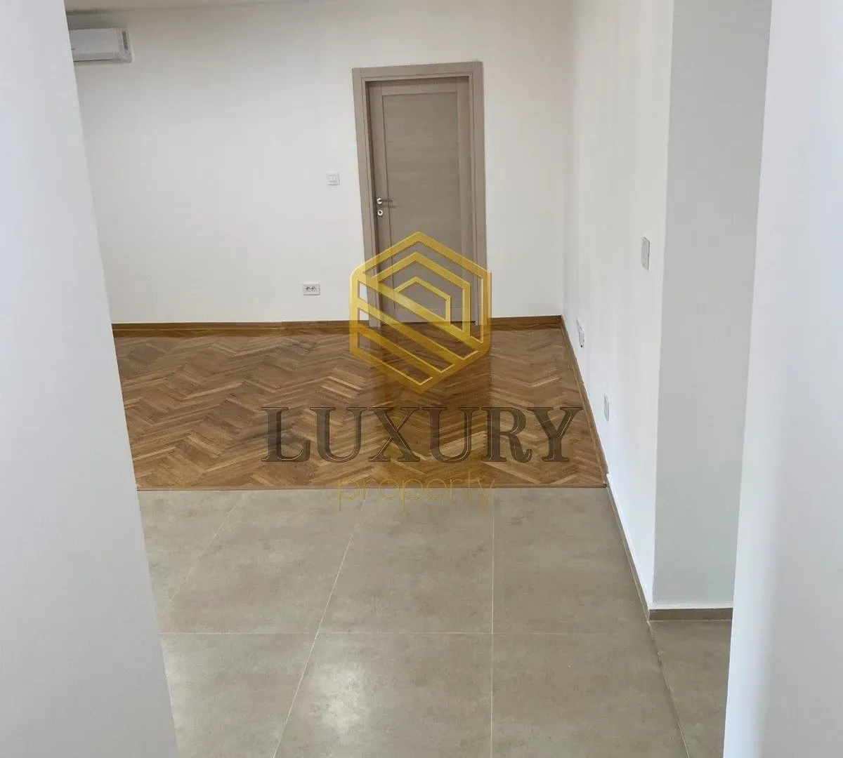 Sale, office space, 58m², Preko Morače, Podgorica