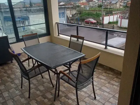Izdavanje, kuća, 180m², Gornja Gorica, Podgorica - image 10