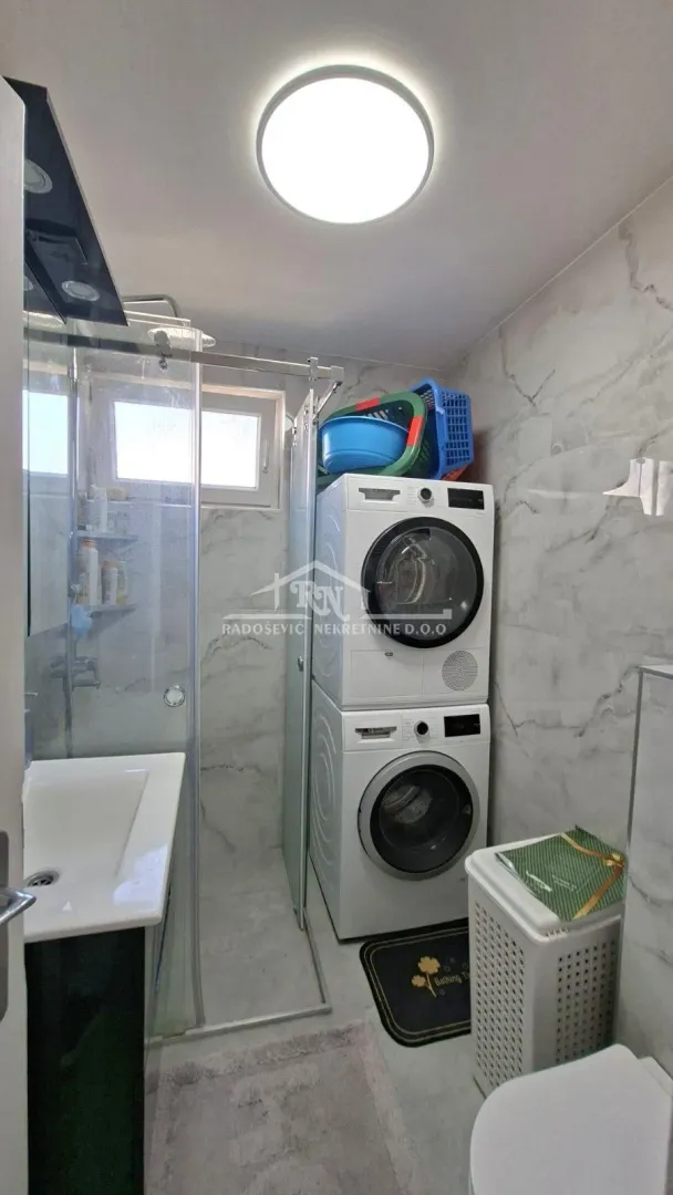 Prodaja, trosoban stan, 69m², Voždovac Sve Podlokacije, Beograd