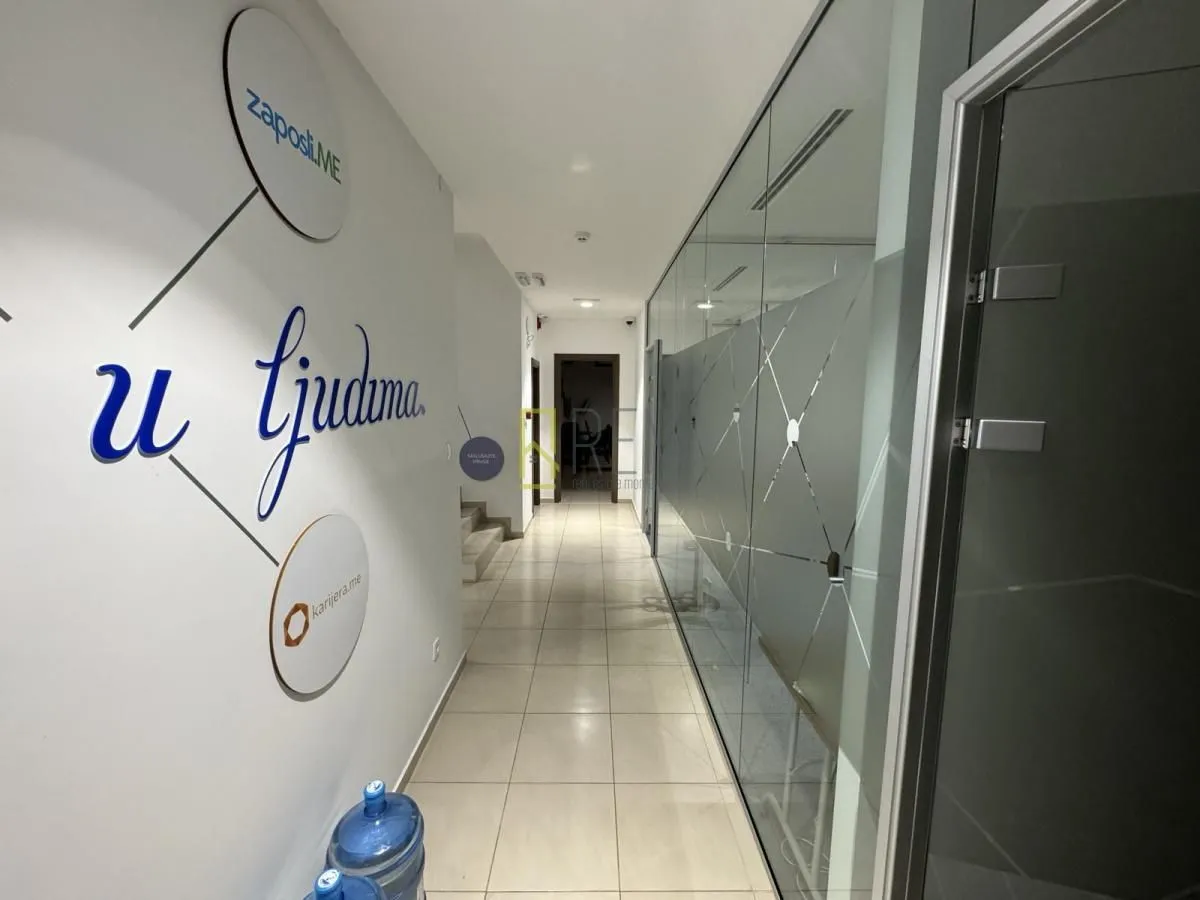 Sale, office space, 370m², Blok 9, Podgorica