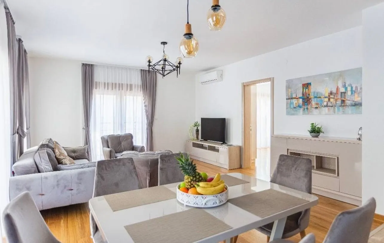 Sale, apartment, 74m², Budva, Crna Gora