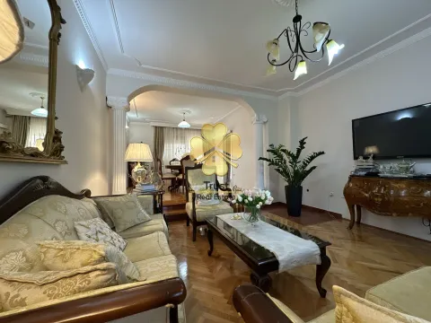 Izdavanje, kuća, 250m², Donja Gorica, Podgorica - image 2