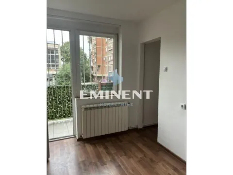 Izdavanje, trosoban stan, 80m², Crveni Krst, Beograd - image 9