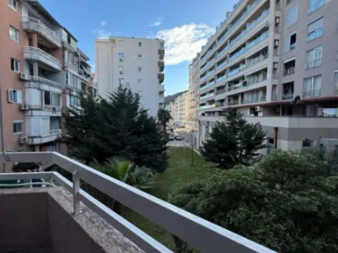 Izdavanje, garsonjera, 22m², Rozino, Budva - image 9