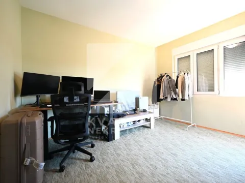 Prodaja, kuća, 200m², Zelenika, Podgorica - image 6