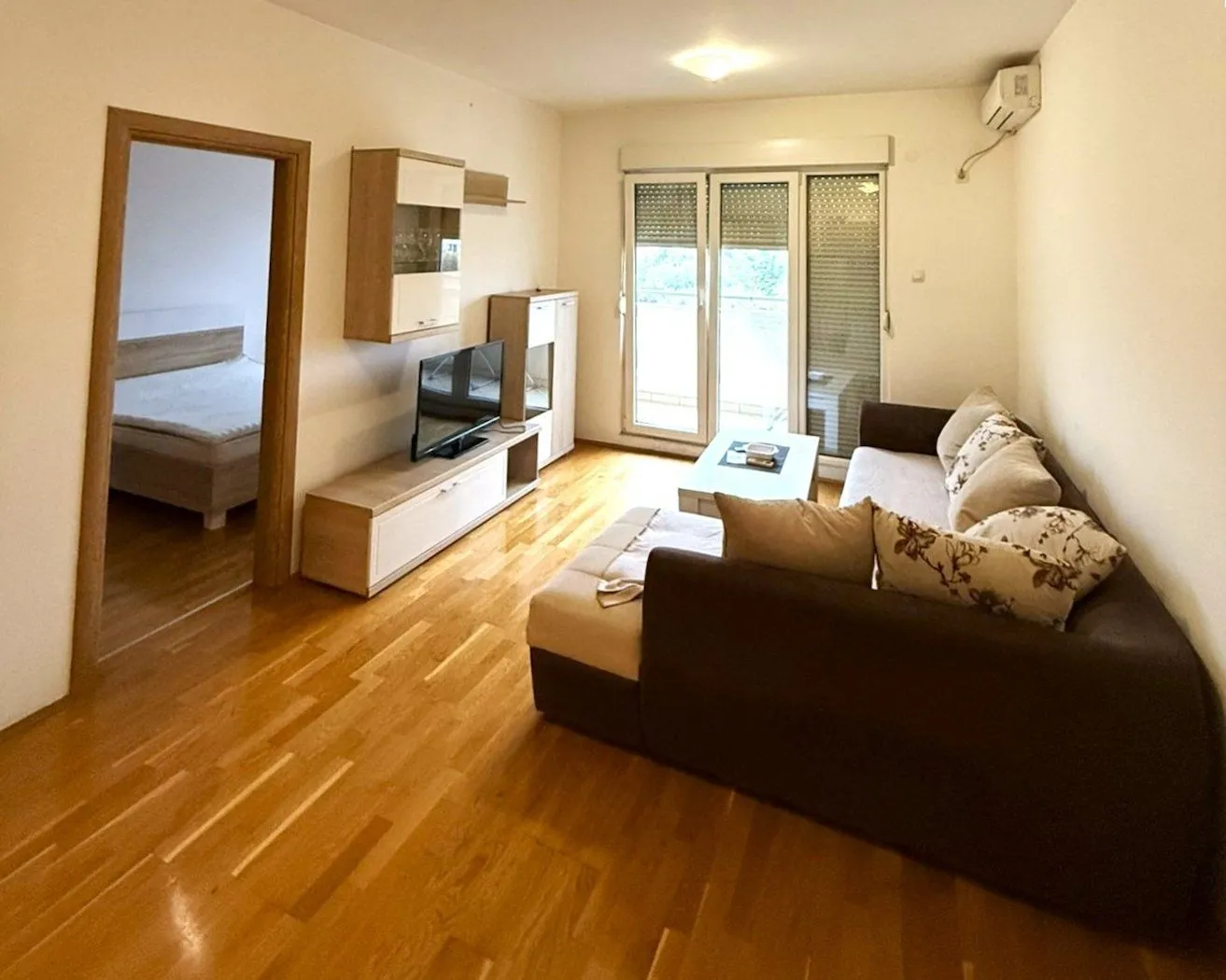 Izdavanje, stan, 55m², Ljubović, Podgorica