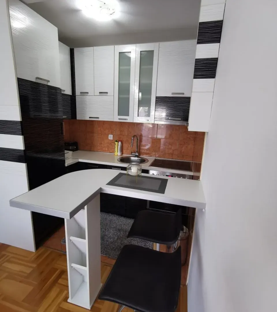 Izdavanje, stan, 43m², Podgorica, Crna Gora