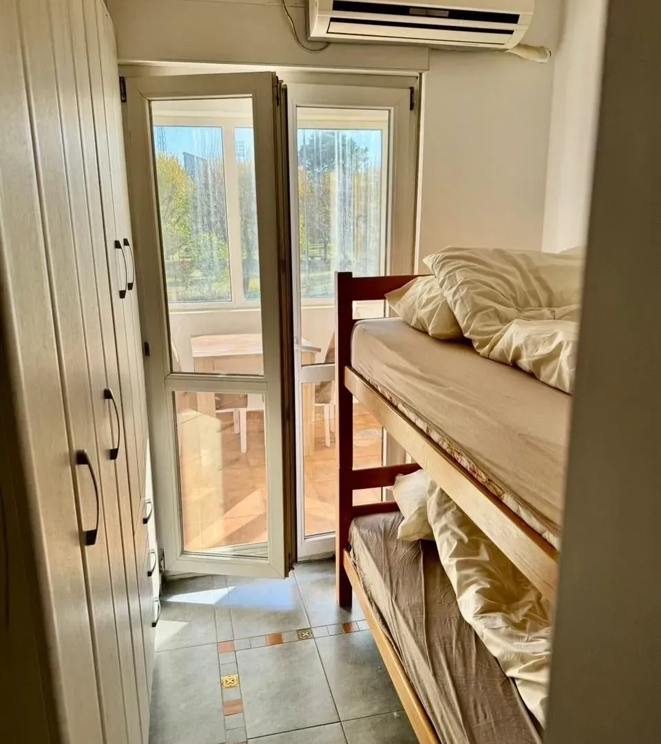 Izdavanje, dvosoban stan, 60m², Centar, Podgorica