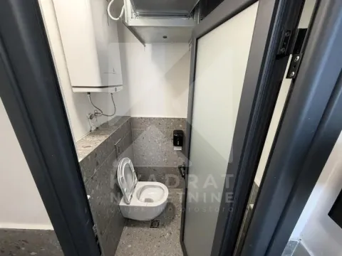 Sale, office space, 76m², Centar, Podgorica - image 15
