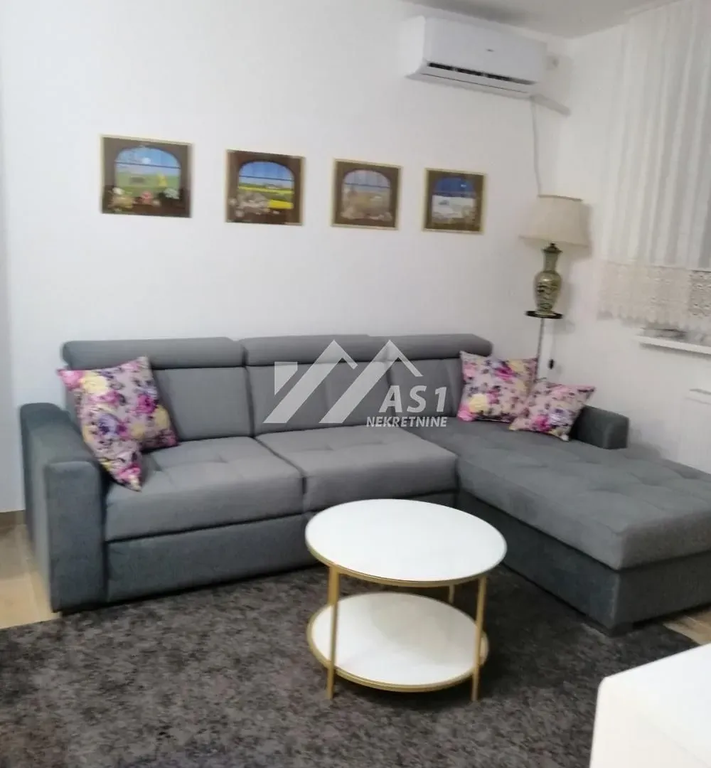 Izdavanje, dvosoban stan, 45m², Telep, Novi Sad Sve Podlokacije